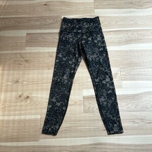 Beyond yoga leggings